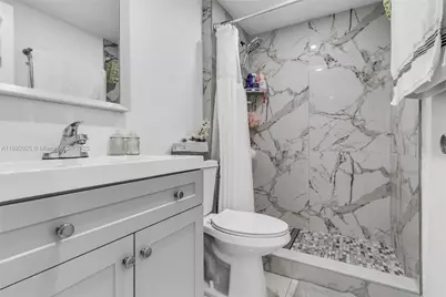 9310 Fontainebleau Blvd #201, Miami, FL 33172 - Photo 13