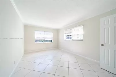 2555 NE 11th St #310, Fort Lauderdale, FL 33304 - Photo 27