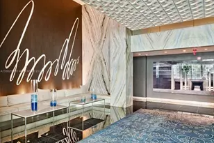 325 S Biscayne Blvd, Miami, FL 33131 - Photo 17