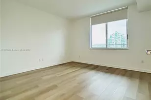 325 S Biscayne Blvd, Miami, FL 33131 - Photo 11