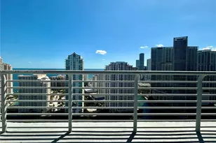 325 S Biscayne Blvd, Miami, FL 33131 - Photo 13