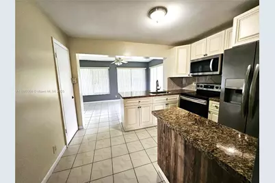 1040 NW 73rd Ter, Margate, FL 33063 - Photo 33