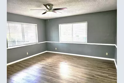 1040 NW 73rd Ter, Margate, FL 33063 - Photo 3