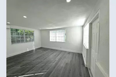 9221 Broad Manor Rd, Miami, FL 33147 - Photo 21