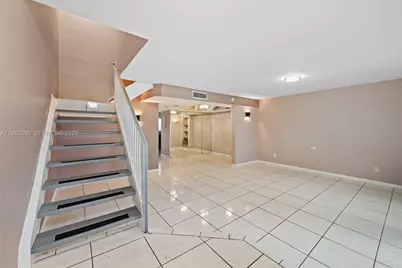 1178 NW 122nd Terrace, Pembroke Pines, FL 33026 - Photo 5