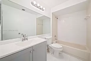 1178 NW 122nd Terrace, Pembroke Pines, FL 33026 - Photo 25