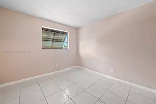 1178 NW 122nd Terrace, Pembroke Pines, FL 33026 - Photo 23