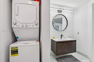 1750 N Bayshore Dr, Miami, FL 33132 - Photo 13