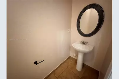 10800 NW 88th Ter #218, Doral, FL 33178 - Photo 7