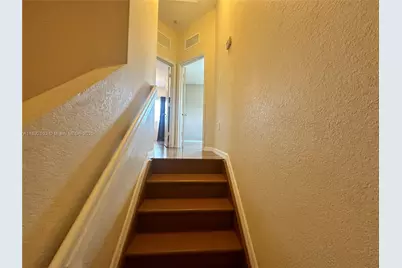 10800 NW 88th Ter #218, Doral, FL 33178 - Photo 11