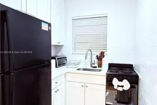 545 Michigan Ave, Miami Beach, FL 33139 - Photo 9