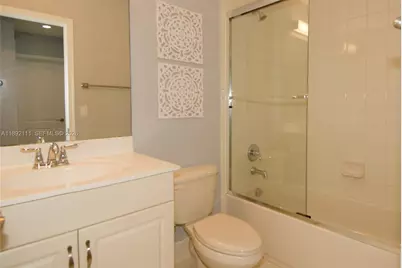 7636 Foxcroft Ln, Davie, FL 33328 - Photo 19