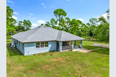 7823 Canal Terrace, Other City - In The State Of Florida, FL 33935 - Photo 27