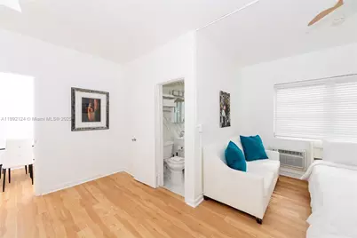 545 Michigan Ave #2, Miami Beach, FL 33139 - Photo 5