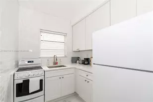 545 Michigan Ave, Miami Beach, FL 33139 - Photo 13
