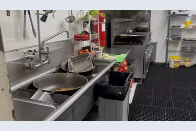 2175 SW 1st St, Miami, FL 33135 - Photo 15