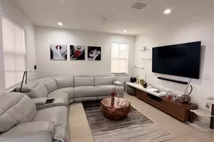 8640 NW 101st Pl, Doral, FL 33178 - Photo 11