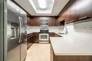 300 Majorca Ave, Coral Gables, FL 33134 - Photo 11