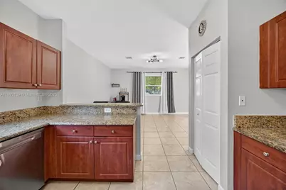 379 NE 25th Ter, Homestead, FL 33033 - Photo 13