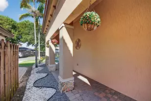 379 NE 25th Terrace, Homestead, FL 33033 - Photo 3