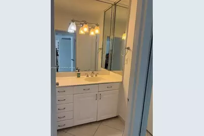 100 Lincoln Rd #902, Miami Beach, FL 33139 - Photo 7