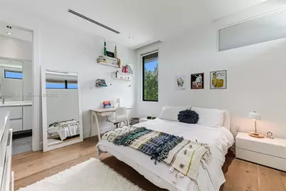 445 Ridgewood Rd, Key Biscayne, FL 33149 - Photo 21