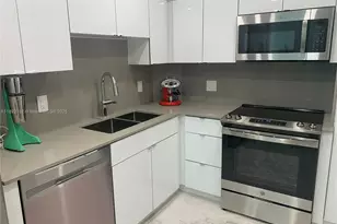 5005 Collins Ave, Miami Beach, FL 33140 - Photo 3