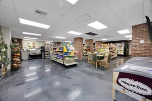 6039 Collins Ave, Miami Beach, FL 33140 - Photo 21