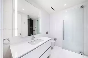 300 Biscayne Blvd Way, Miami, FL 33131 - Photo 25