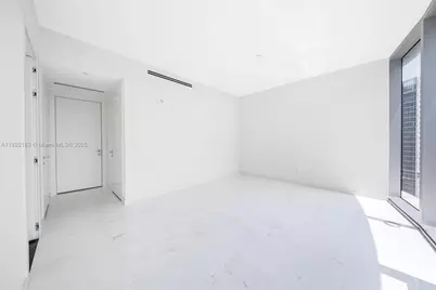 300 Biscayne Boulevard Way #4507W, Miami, FL 33131 - Photo 27