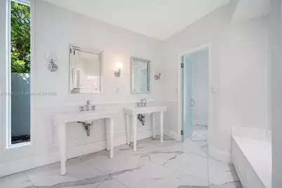 2120 S Bayshore Dr, Miami, FL 33133 - Photo 19