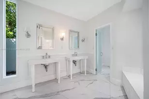 2120 S Bayshore Dr, Miami, FL 33133 - Photo 19