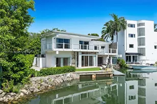 2120 S Bayshore Dr, Miami, FL 33133 - Photo 25