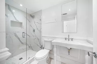 2120 S Bayshore Dr, Miami, FL 33133 - Photo 23