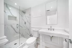 2120 S Bayshore Dr, Miami, FL 33133 - Photo 23