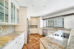 2120 S Bayshore Dr, Miami, FL 33133 - Photo 13