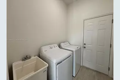 1018 Maddock St E #0, Lehigh Acres, FL 33974 - Photo 23