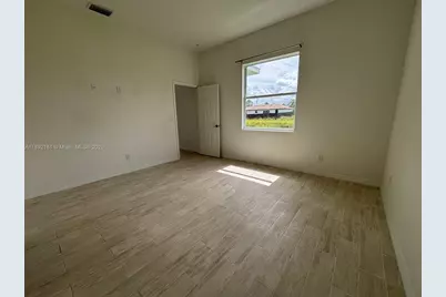 1018 Maddock St E #0, Lehigh Acres, FL 33974 - Photo 13