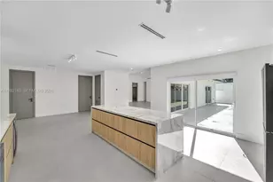 1200 SW 23rd Ct, Miami, FL 33135 - Photo 15