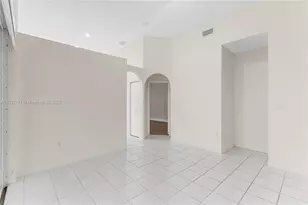 9934 NW 30th St, Doral, FL 33172 - Photo 9