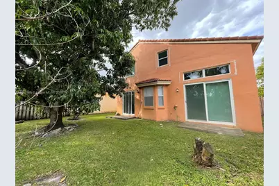 10470 SW 16th St, Pembroke Pines, FL 33025 - Photo 3