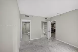 1010 SW 2nd Ave, Miami, FL 33130 - Photo 35