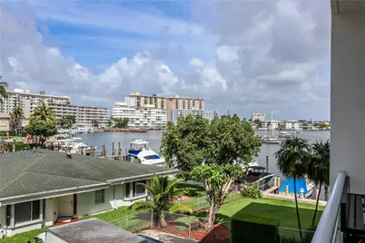 126 Golden Isles Dr #32A, Hallandale Beach, FL 33009 - Photo 15