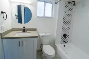 14010 NE 3rd Ct, Miami, FL 33161 - Photo 11