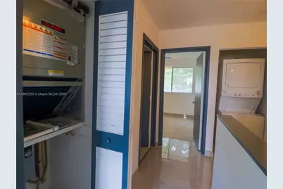 14010 NE 3rd Ct #1, Miami, FL 33161 - Photo 25