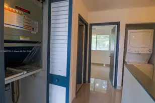 14010 NE 3rd Ct, Miami, FL 33161 - Photo 25