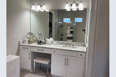 4960 Surfside Circle, Bradenton, FL 34211 - Photo 7