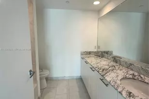 951 Brickell Ave, Miami, FL 33131 - Photo 17