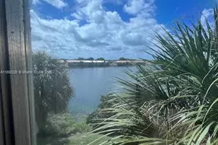 920 NE 199th St, Miami, FL 33179 - Photo 37