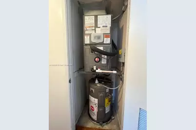 920 NE 199th St #4S, Miami, FL 33179 - Photo 25